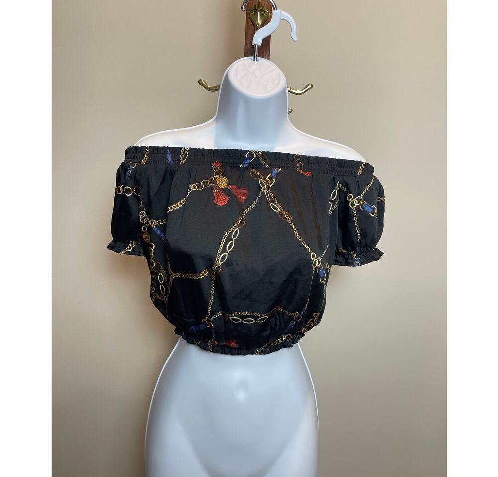 Iris Black Off Shoulder Crop Top Gold Chain Detail Old Money Style Size M